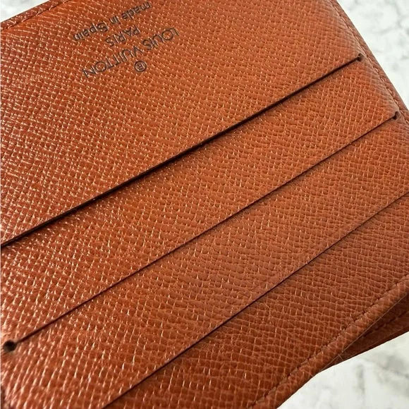 Louis Vuitton Monogram Canvas Bi-Fold Wallet - Picture 13 of 16